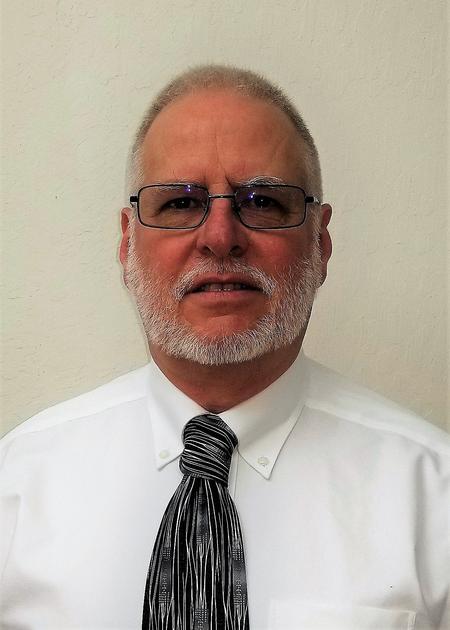 Larry Durandette to Senior Director, Engineering / QMS. 